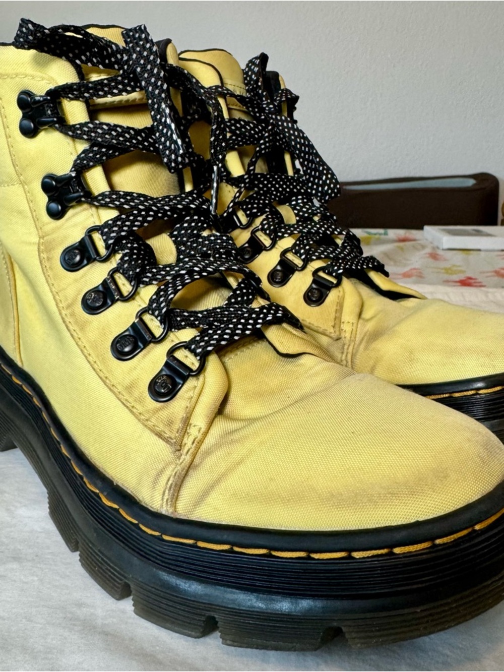 Dr. Martens Women's Combs Boots Lemon Yellow Size 8